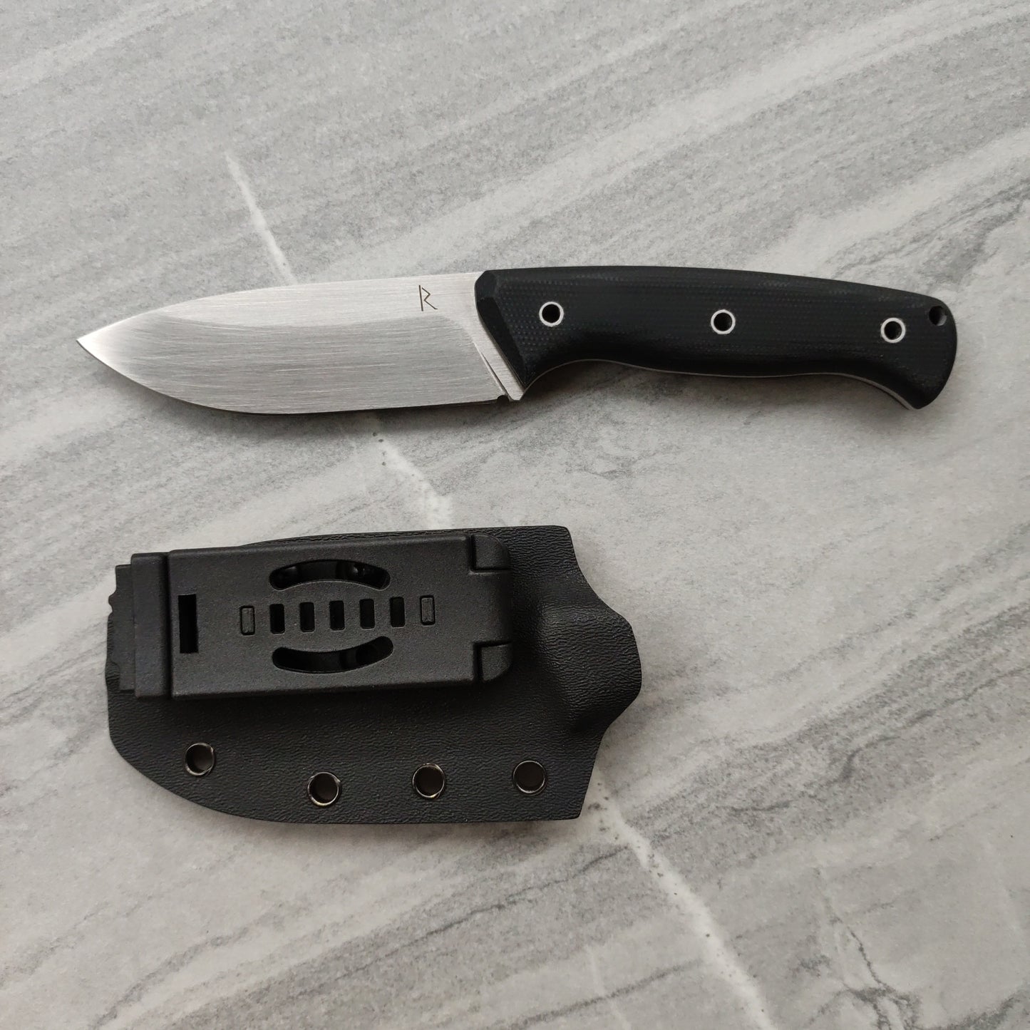 Nóż bushcraftowy