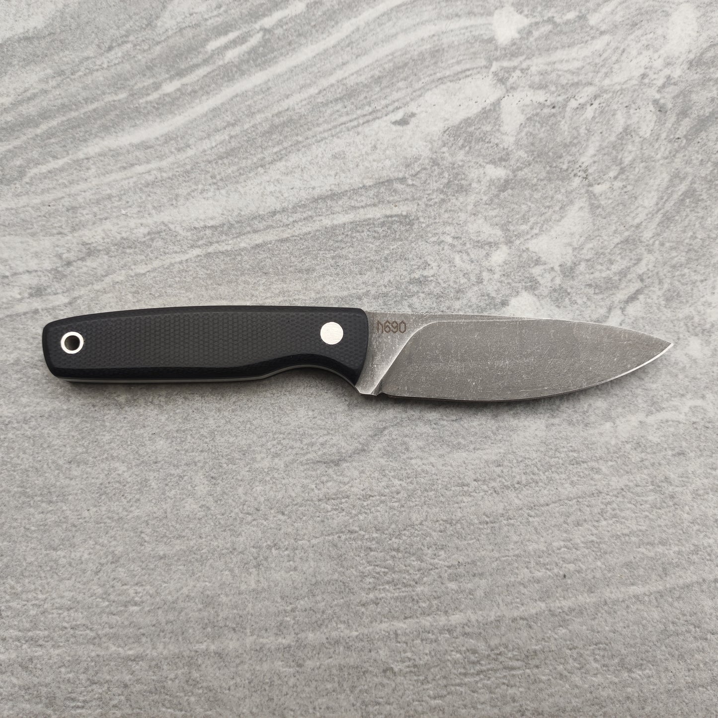 Mały nożyk EDC